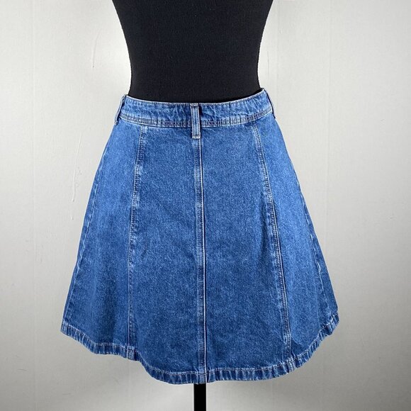 H&M Divided A-Line Denim Skirt Women's 8 Blue Button Front Casual Travel - Picture 3 of 11